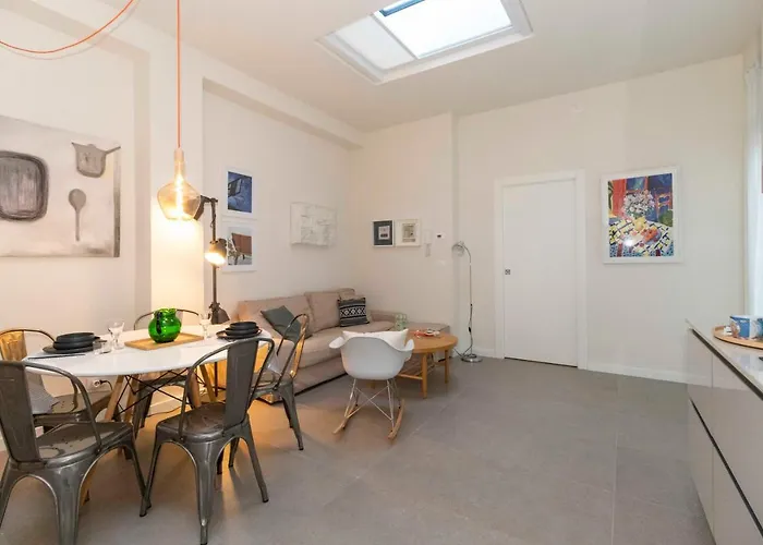 Mm Marconi Roomy & Modern Flat Daire